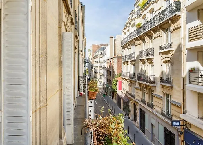 Haussmannien Place De L Etoile