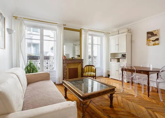 Haussmannien Place De L Etoile Appartement Paris